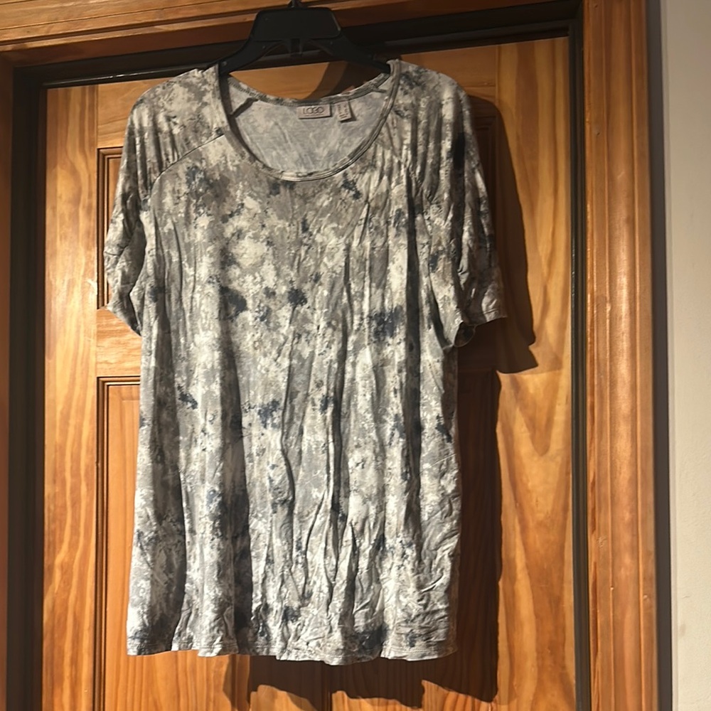 LOGO by Lori Goldstein Gray Relaxed Pleated Tee